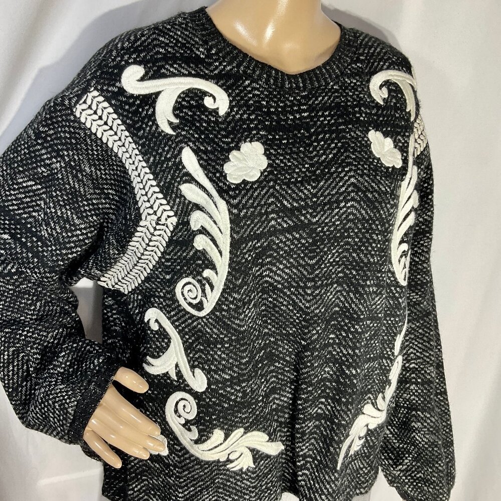 Lucky Brand XL Embroidered Sweater Womens